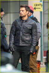 Sebastian Stan - 'The Falcon and the Winter Soldier' On Set in Atlanta 11/13/19 фото №1232514
