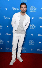Sebastian Stan - D23 Disney + Event in Anaheim 08/23/2019 фото №1213017