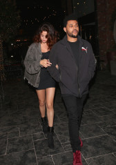 Selena Gomez With The Weeknd at TAO Beauty & Essex in Hollywood  фото №953522