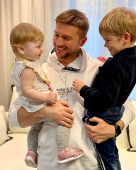 Сергей Лазарев с дочерью Анной и сыном Никитой 10/24/2019 фото №1228932