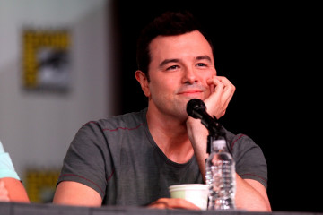 Seth MacFarlane фото