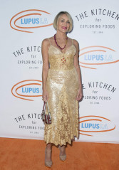 Sharon Stone – Lupus LA’s Orange Ball in Los Angeles  фото №958100
