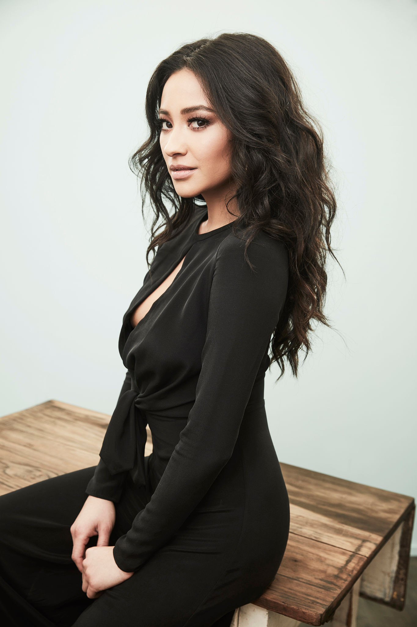 Шенон Митчелл (Shay Mitchell)