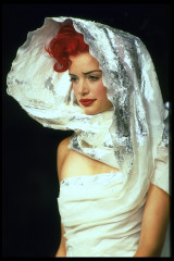 Sibyl Buck ~ Lecoanet Hemant F/W 1995 Couture фото №1366610