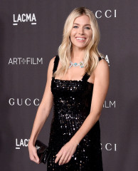 Sienna Miller - LACMA Art + Film Gala in Los Angeles 11/02/2019 фото №1230791