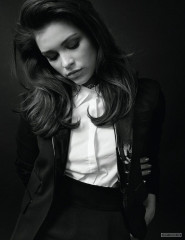 Sophie Cookson фото