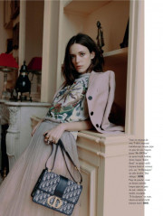 Stacy Martin – L’Officiel Magazine Paris May 2019 Issue фото №1173525