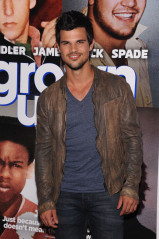 Taylor Lautner фото №689404