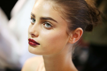 Taylor Hill фото