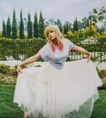 Taylor Swift by Valheria Rocha for 'Lover' Album Photoshoot (2019) фото №1286827
