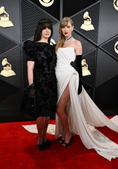 Taylor Swift – GRAMMY Awards 2024 фото №1387411