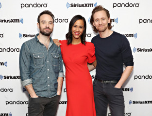 Tom Hiddleston - SiriusXM Studios in New York 11/07/2019 фото №1231472