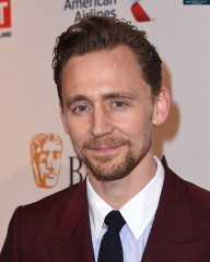 Tom Hiddleston - THE BAFTA TEA PARTY AT FOUR SEASONS HOTEL IN LA фото №947399