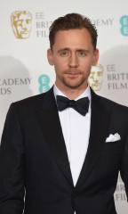 Tom Hiddleston - 70TH ANNUAL BRITISH ACADEMY FILM AWARDS фото №966500