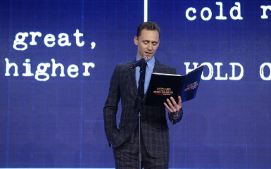 Tom Hiddleston - PREMIERE OF KONG SKULL ISLAND IN CHINA  фото №978113