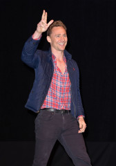 Tom Hiddleston фото №907381