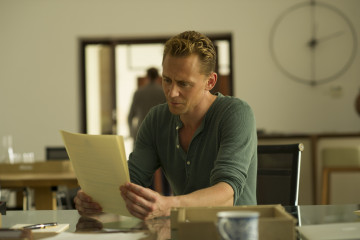 Tom Hiddleston - The Night Manager (2016) фото №958253