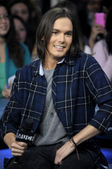 Tyler Blackburn фото №810631