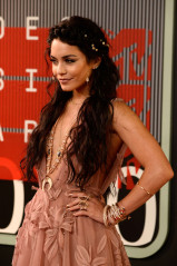 Vanessa Hudgens фото №827656