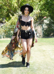 Vanessa Hudgens фото №955991