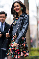 Victoria Justice in Floral Dress and Leather Jacket out in NYC фото №1058935