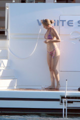 VICTORIA SILVSTEDT in Bikini at a Yacht 06/29/2020 фото №1261982