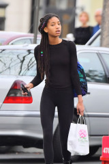 Willow Smith Out and About in Calabasas 03/16/2018 фото №1054923
