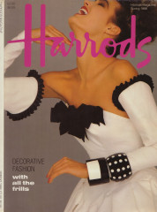 Yasmin Le Bon ~ Harrods Magazine U.K. Spring 1988 by Gilles Bensimon фото №1375622