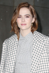 Zoey Deutch – Outside of “The Today Show” in NYC фото №1055871
