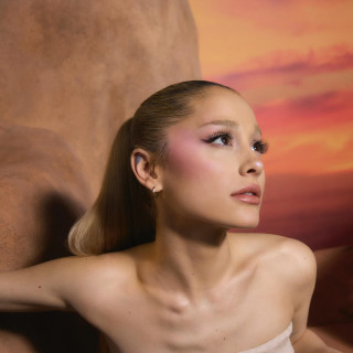 Ariana Grande инстаграм фото