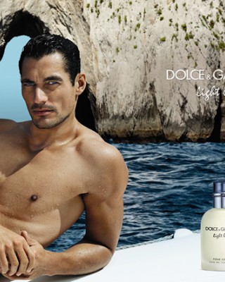 Фото 30050 к новости Дэвид Ганди и Бьянка Балти в рекламе аромата Dolce & Gabbana