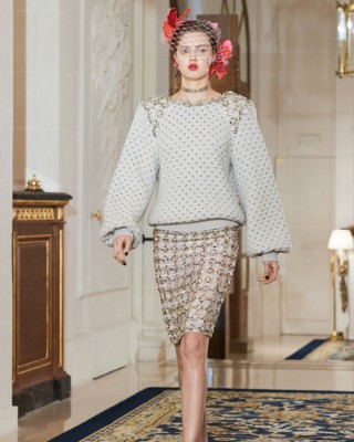 Фото 53736 к новости Лили-Роуз Депп и другие в показе Модного дома Chanel