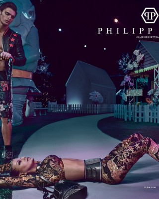 Фото 53821 к новости Воинствующая красота певицы Ферги в рекламной кампании Philipp Plein