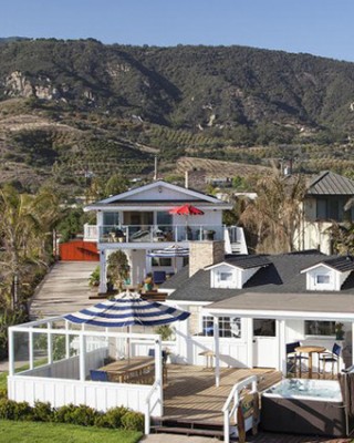 Фото 58456 к новости Эштон Катчер и Мила Кунис купили дом в Санта-Барбаре