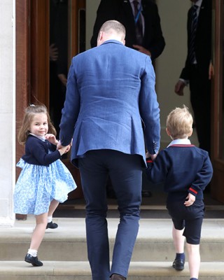 Фото 65263 к новости Герцог и герцогиня Кембриджские в третий раз стали родителями
