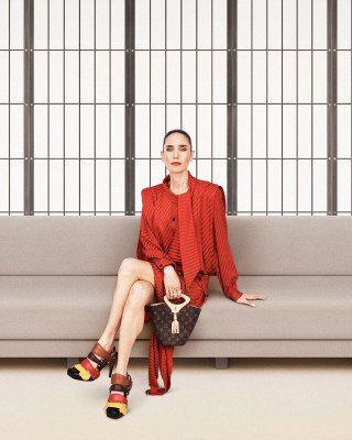 Jennifer Connelly – at Louis Vuitton F/W 2025 Photocall