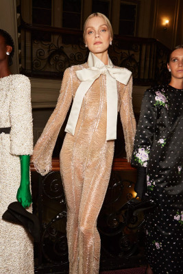 Jessica Stam for Richard Quinn SPRING 2024