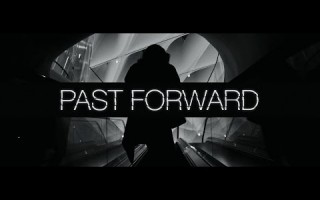 Саша Барон Коэн в короткометражке Prada Past Forward от режиссера Дэвида О. Рассела