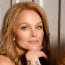 Dina Meyer icon