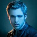 Max Thieriot icon