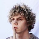 Evan Peters icon