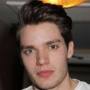 Dominic Sherwood icon