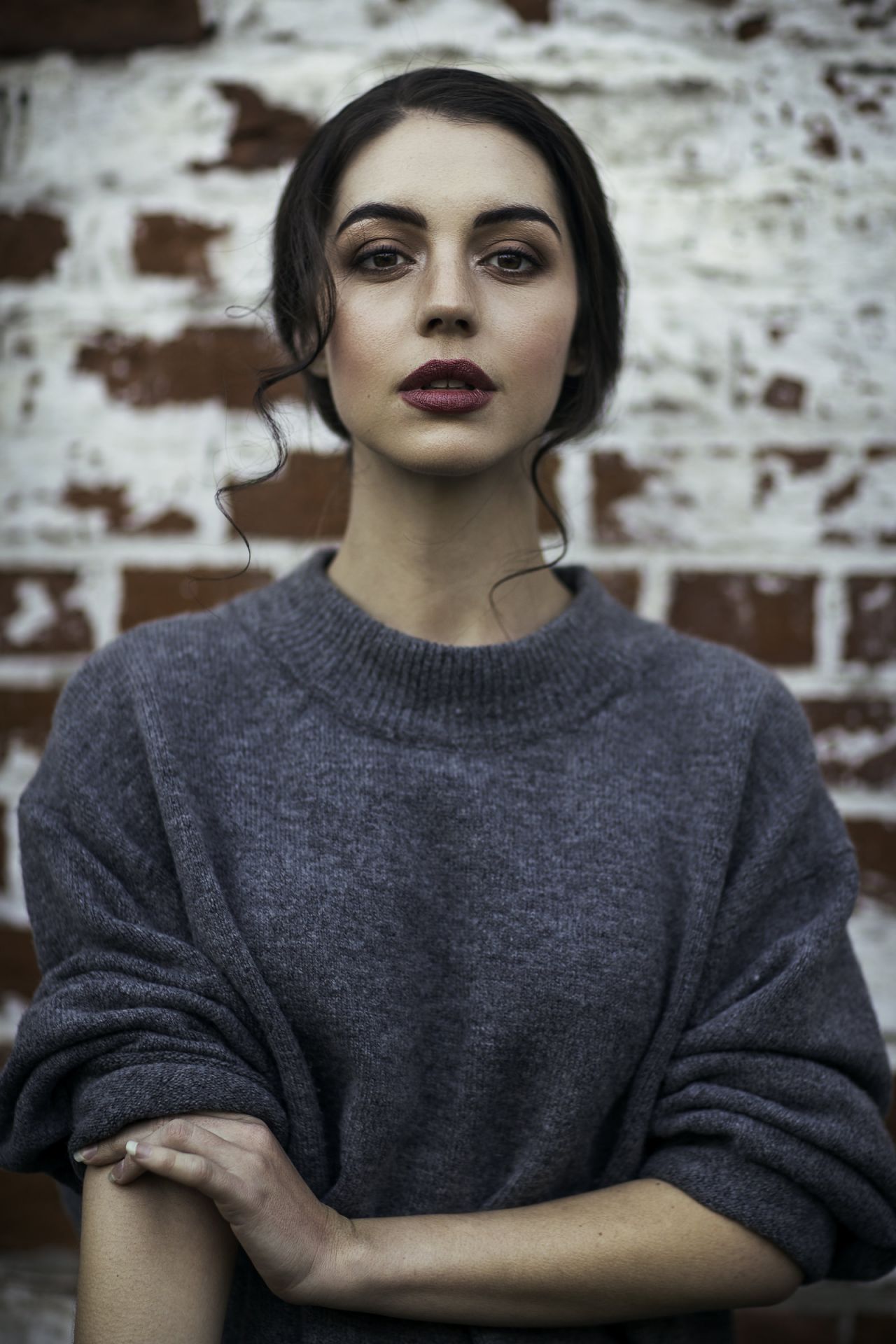 Adelaide Kane Boobs