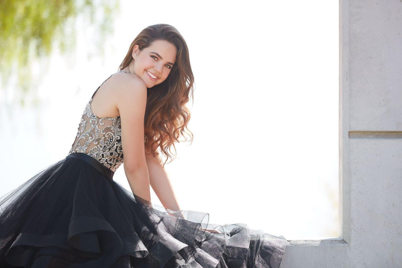 http://www.theplace.ru/archive/bailee_madison/img/18(16).jpg