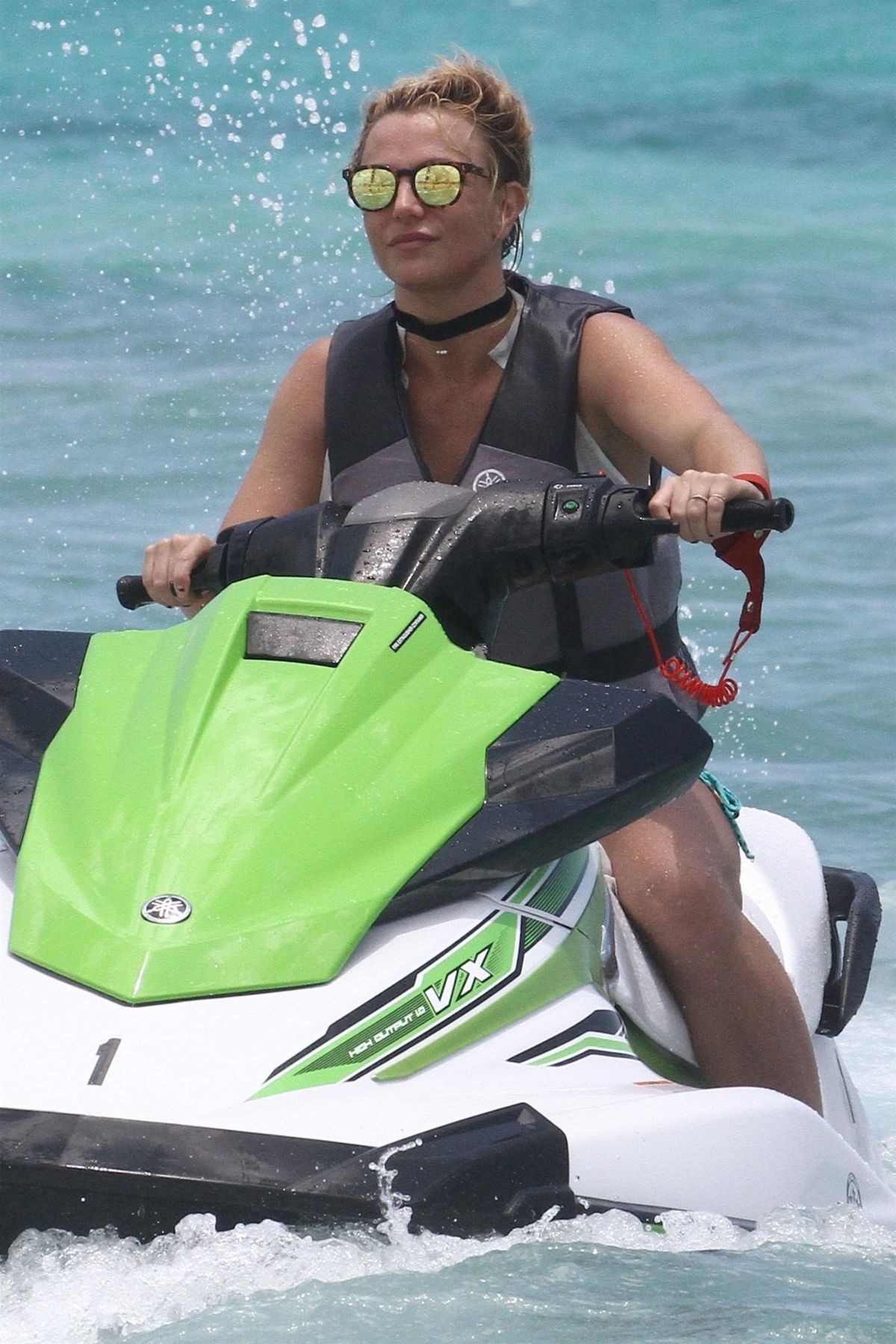 Бритни Спирс - Britney Spears фото №1076122 - Britney Spears in Bikini