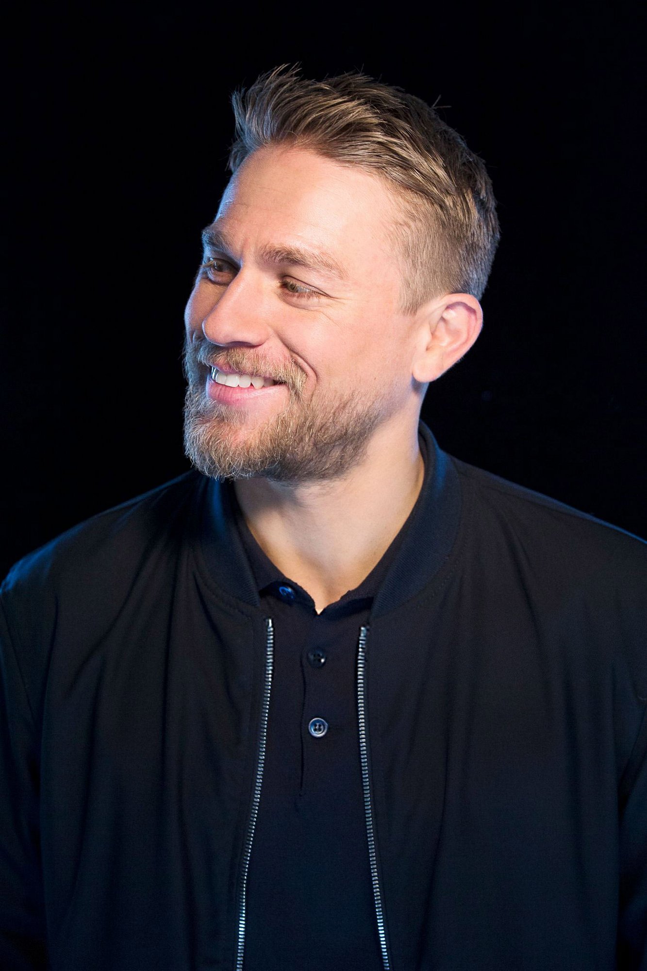 Чарли Ханнэм - Charlie Hunnam фото №958539