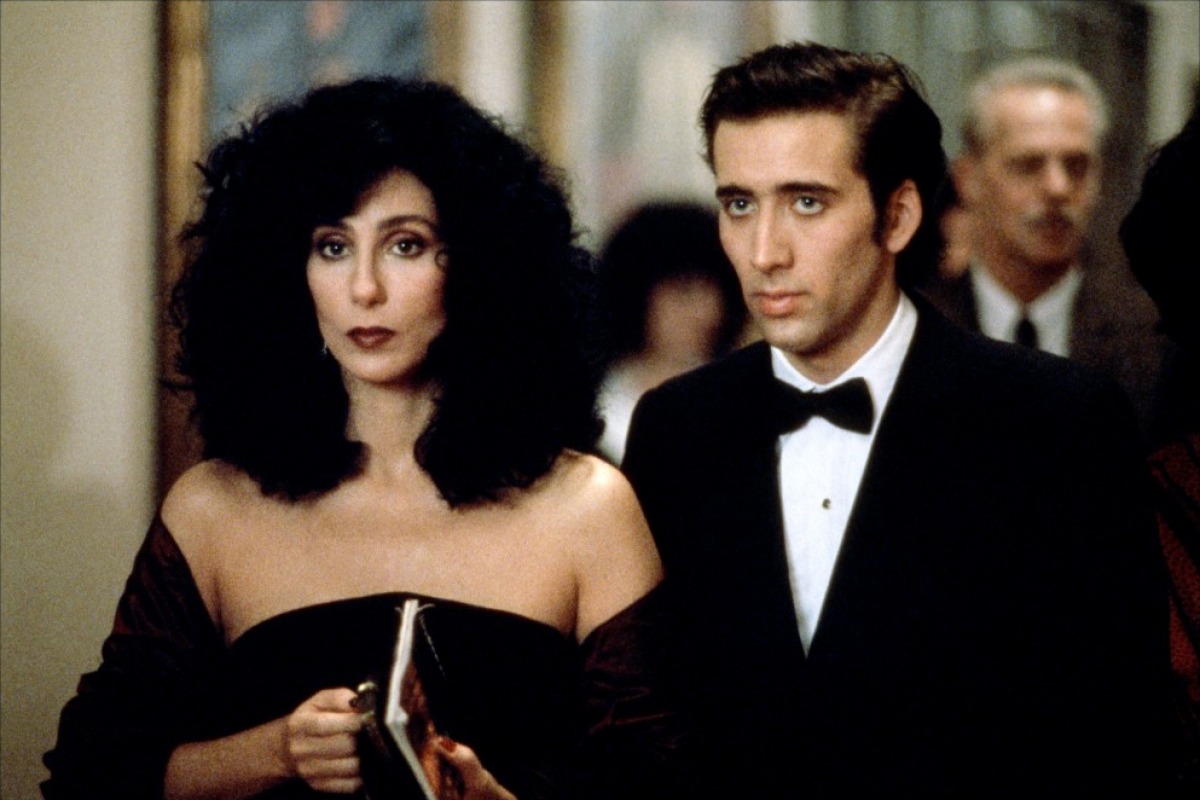 http://www.theplace.ru/archive/cher/img/22447_cher051_122_25.jpg