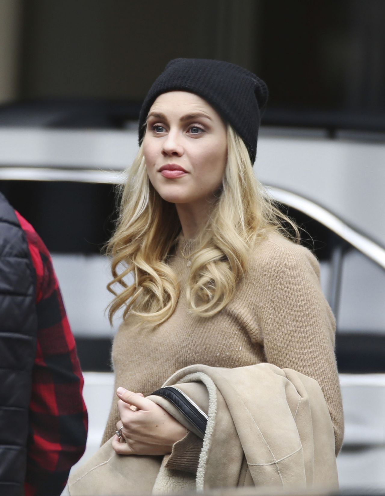 Клэр Холт - Claire Holt фото №953039 - Claire Holt Casual Style – Out