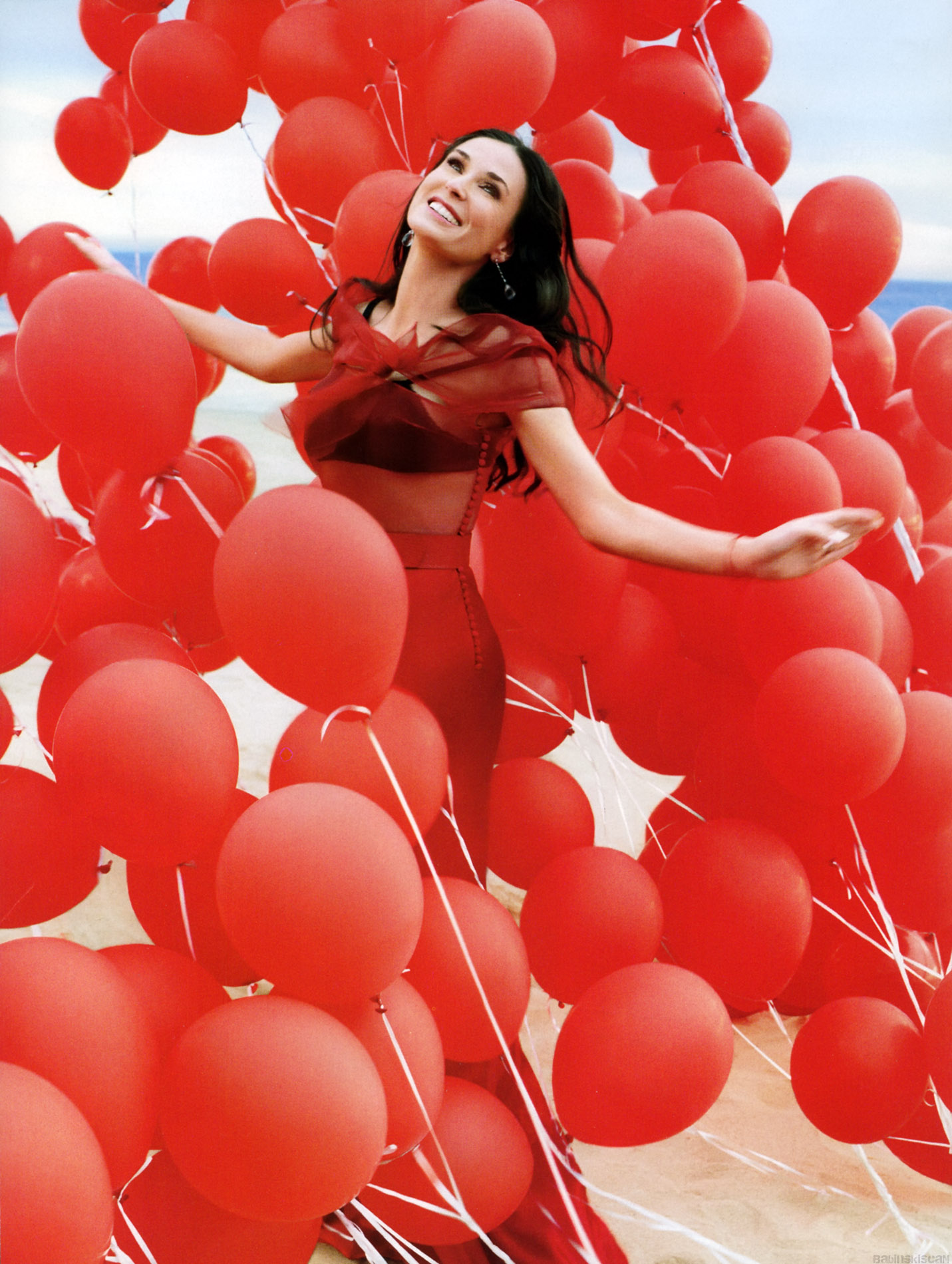 http://www.theplace.ru/archive/demi_moore/img/Demi_Moore_3.jpg