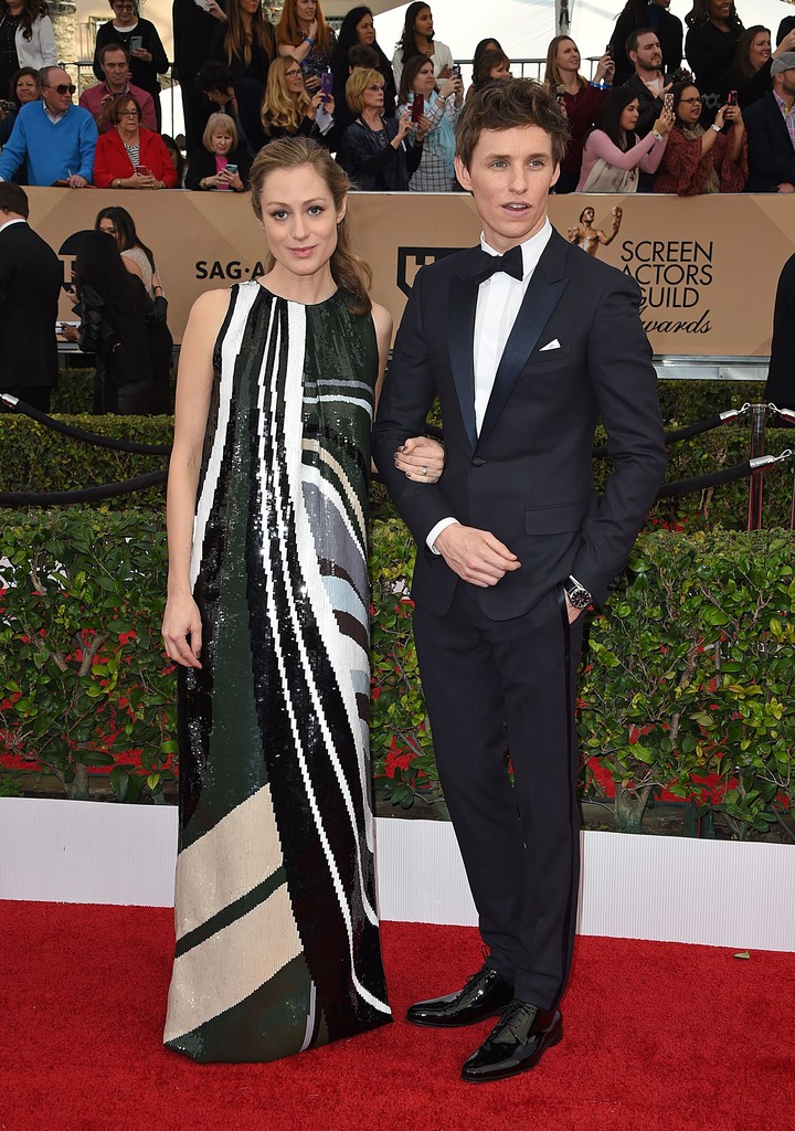 https://www.theplace.ru/archive/eddie_redmayne/img/6(11).jpg